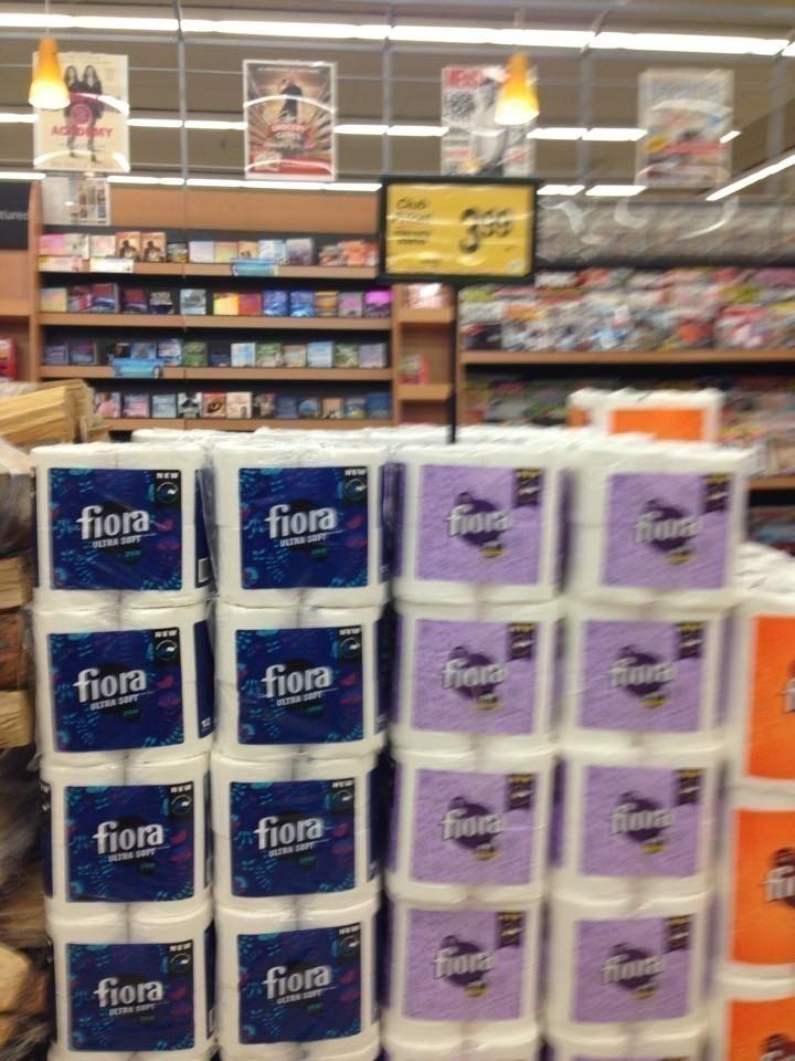 Safeway Fiora 12 ct Double Roll Toilet Paper 3.44