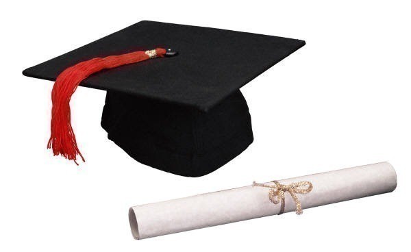 Reader Tip: How I Saved Money on Graduation Photos!