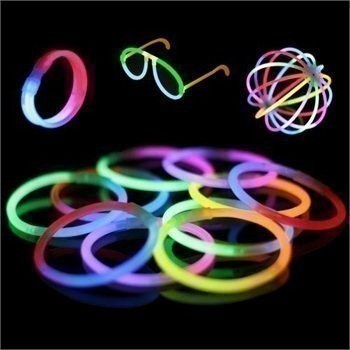 (For the Kids) 100 Glow-in-the-Dark Bracelets just $11.99 + FREE Shipping