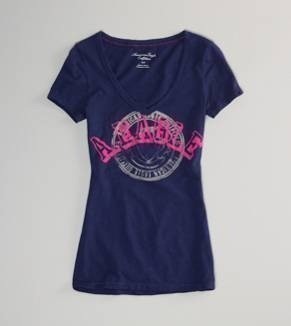 American Eagle: FREE Shipping + 40% off Clearance + Extra 15% off (Tees just $5!)
