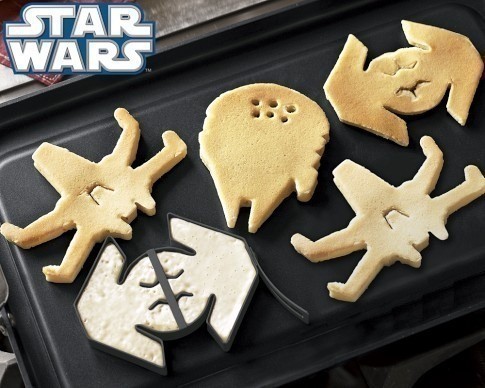 Williams Sonoma: FREE Ship (*HOT* Deals on Star Wars Lunchbox, Cookie Cutters + More)