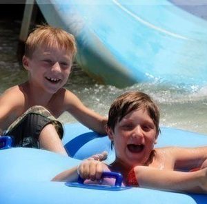 Tucson | Living Social: Adult or Child Admission to Breakers Waterpark + FREE Large Soda + FREE Nachos just $15 (over 50% off)