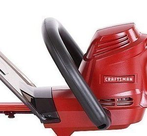 Sears: Craftsman 20″ 4.0 Amp Hedge Trimmer $29.99 + FREE Pick Up (reg. $50)