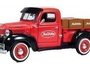 True Value Collectible 1947 Dodge Pickup Truck Bank $19.99