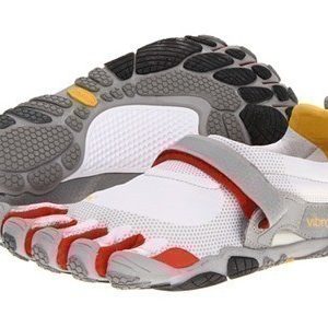 6pm: Vibram FiveFingers up to 80% Off + FREE Shipping