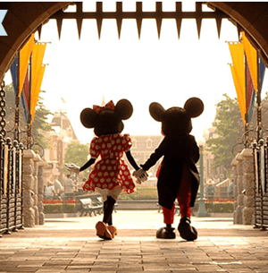 The Disney Store: FREE Shipping with Any Disney Parks Purchase (4/21)