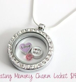 BelleChic: Floating Memory Charm Locket $19.99 {Shipped}