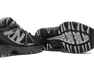 Joe’s New Balance Outlet: Men’s Running Shoes $32.99