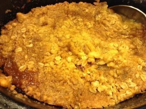 Crock Pot Apple Crisp ~ TheCentsAbleShoppin.com