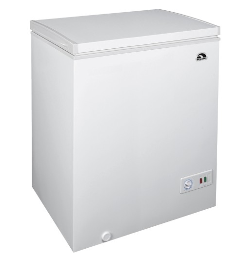 Best Buy:  Igloo 5.1 Cu. Ft. Chest Freezer just $144.99