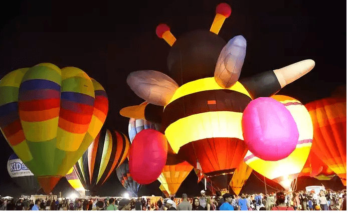 One Adult General Admission to Salt River Fields Balloon Spooktacular $4.50