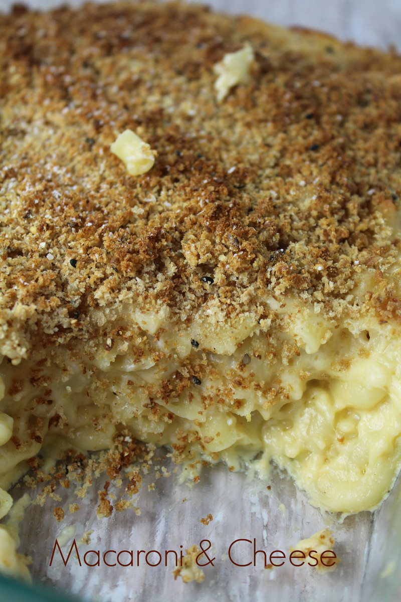 Homemade Macaroni & Cheese Baking Dish