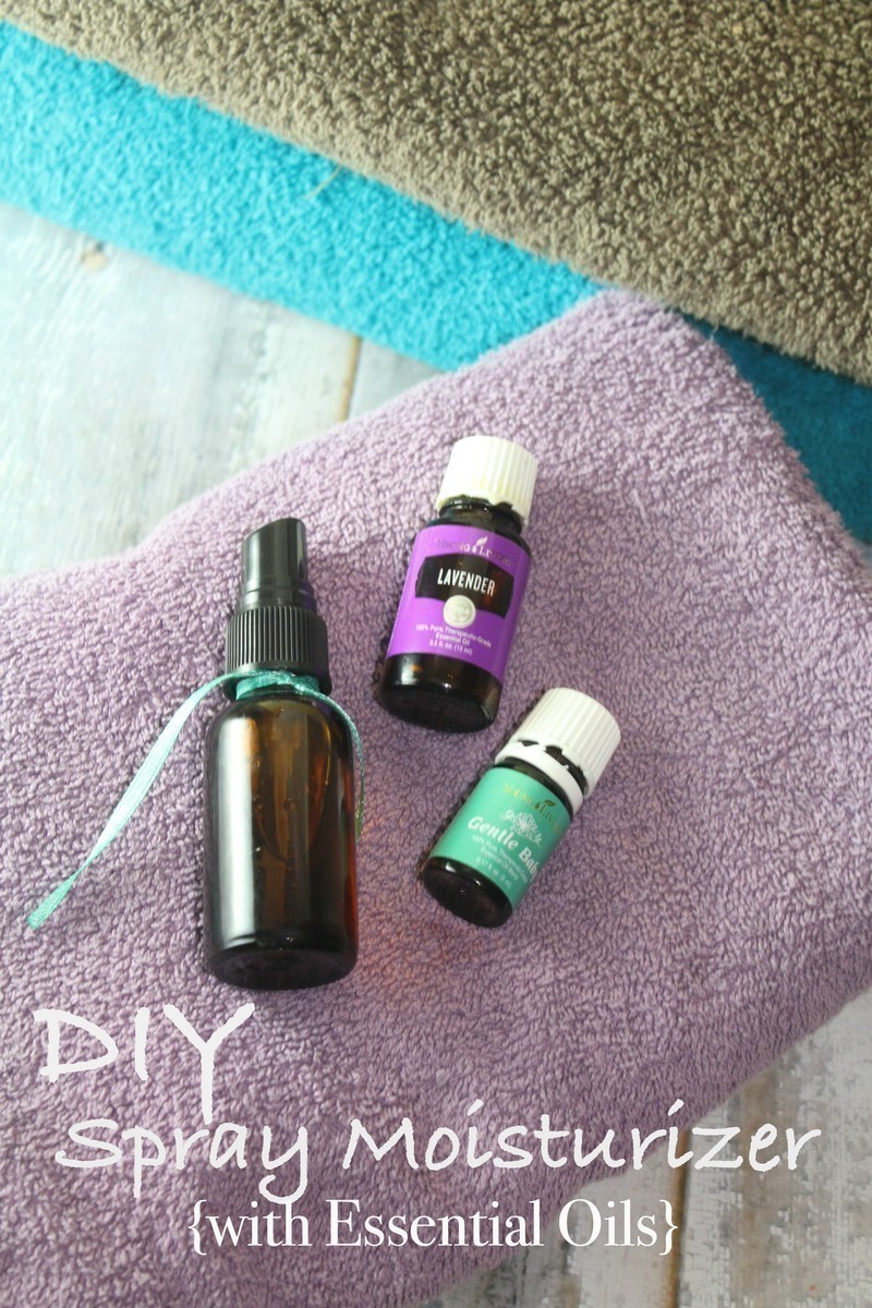 DIY Spray Moisturizer with Essential Oils