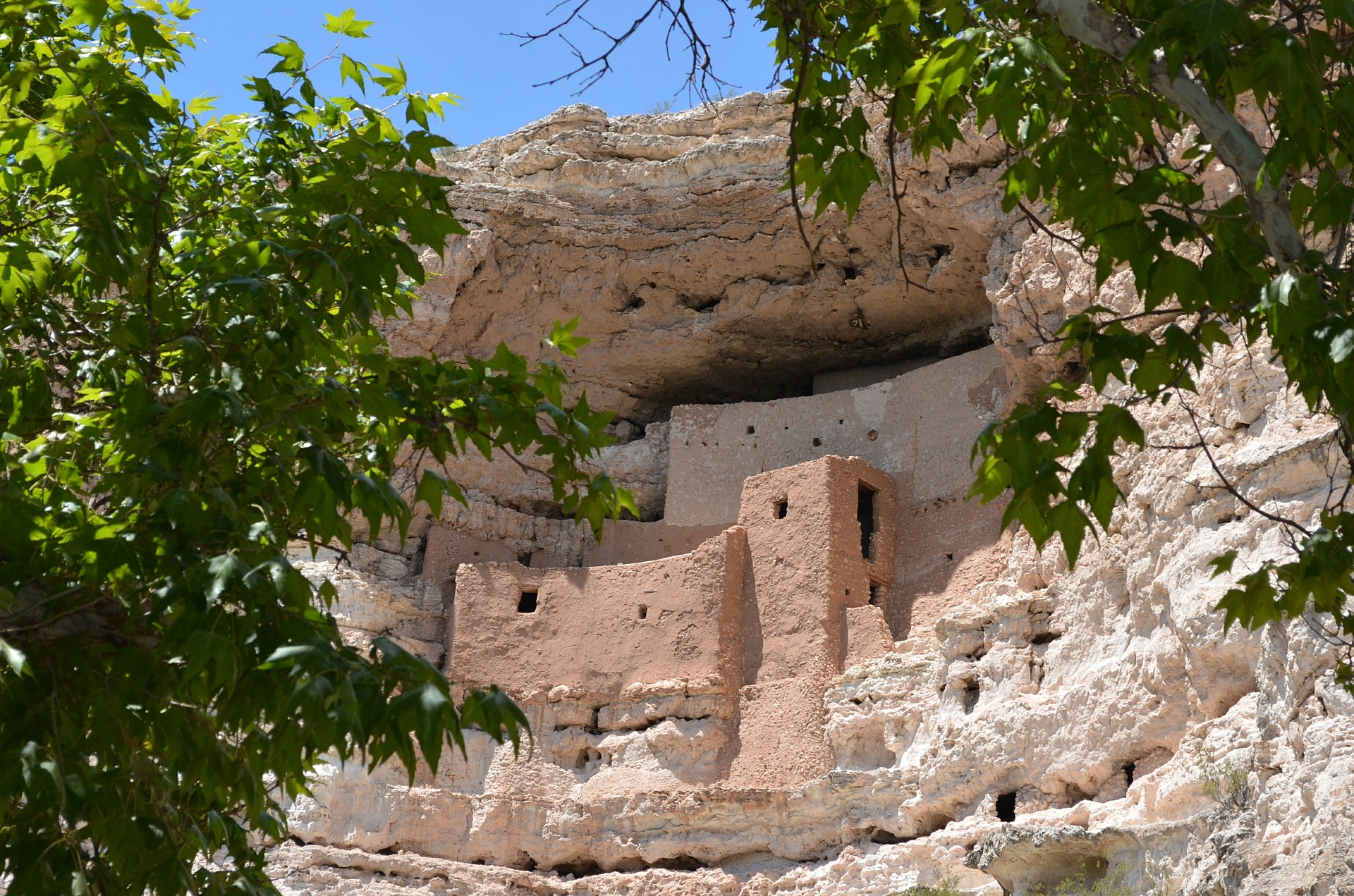 Montezuma's Castle, Camp Verde \\ These 7 Arizona Weekend Road Trips are a great way to get away a day or two and see everything that Arizona has to offer!