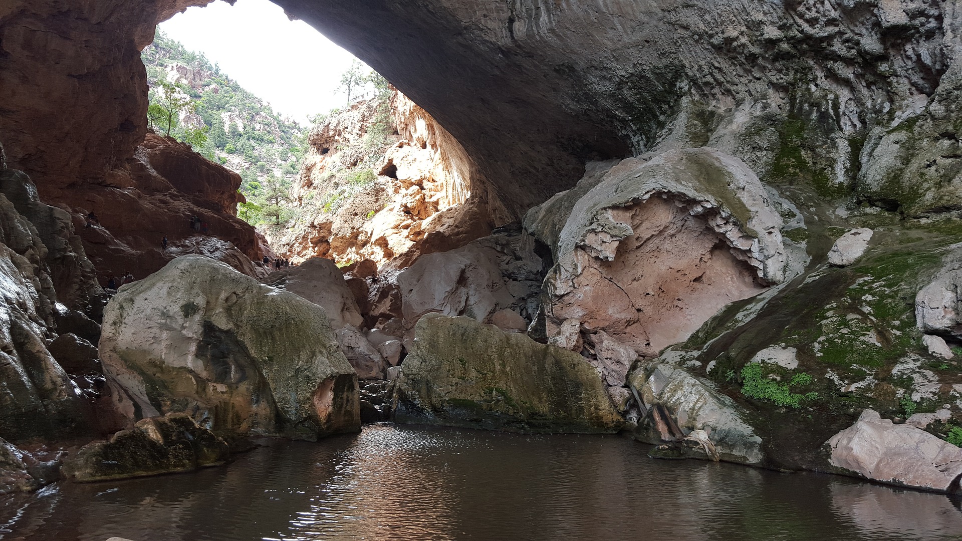 Tonto Bridge Monument, Payson \\ These 7 Arizona Weekend Road Trips are a great way to get away a day or two and see everything that Arizona has to offer!