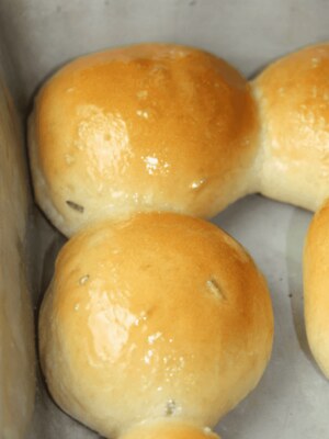 Rosemary Sea Salt Dinner Rolls