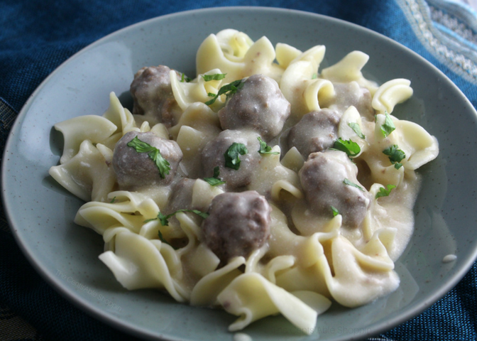 Nothing beats homemade meatballs smothered in a deliciously creamy sauce! This recipe for Swedish Meatballs is a family favorite -- whip it up in minutes using your Instant Pot! #InstantPot #beef #Meatballs