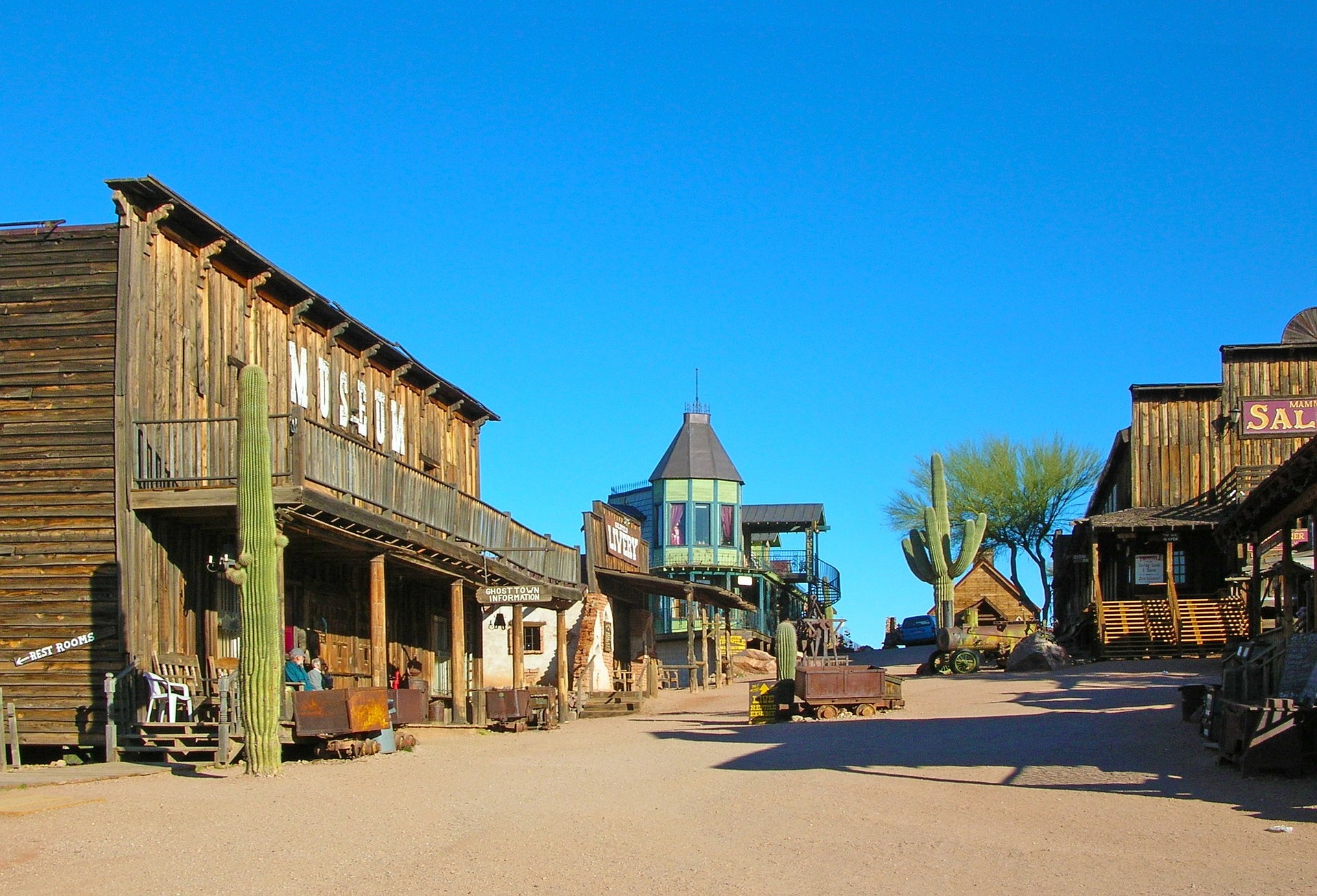 Goldfield Ghost Town is an authentic, reconstructed ghost town in Apache Junction, Arizona - right at the base of the Superstition Mountains east of Phoenix. The town features gold mine tours, gold panning, gunfights, a zipline and more.