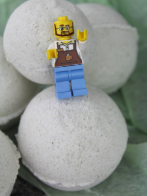 DIY LEGO Bath Bombs