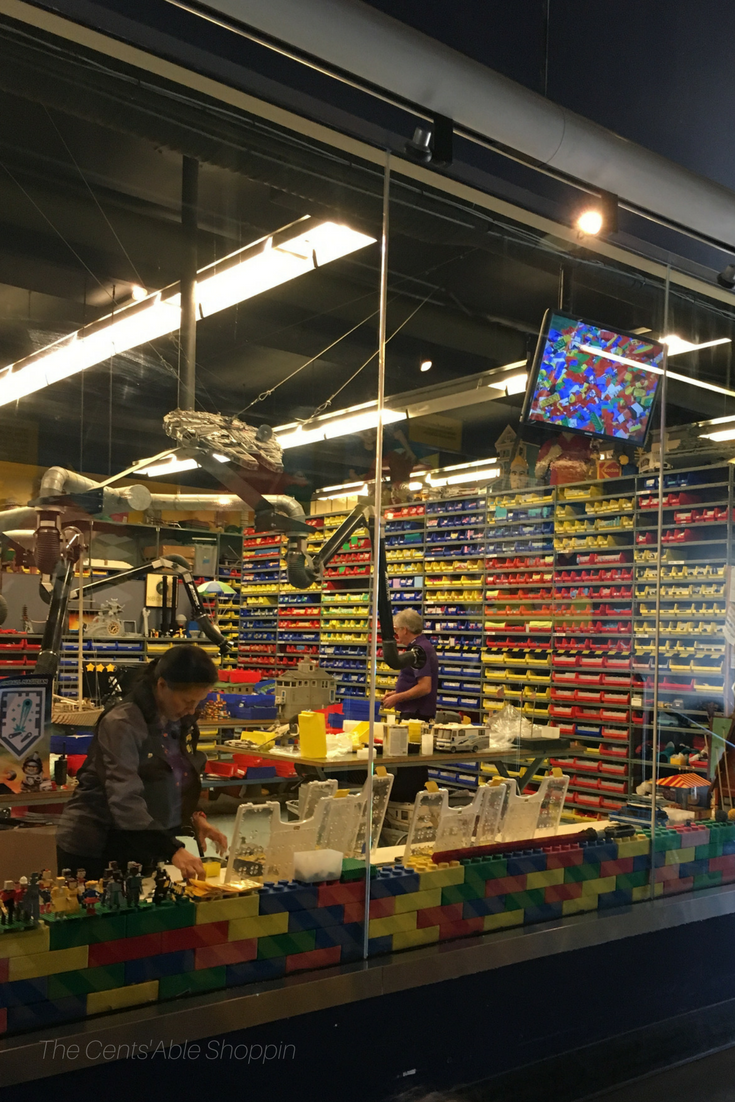 Check out these 12 tips for visiting LEGOLAND California for the first time. These tips will help you have the most enjoyable trip possible. 
