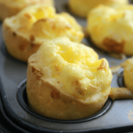 Brazilian Cheese Bread (Pão de Quiejo)