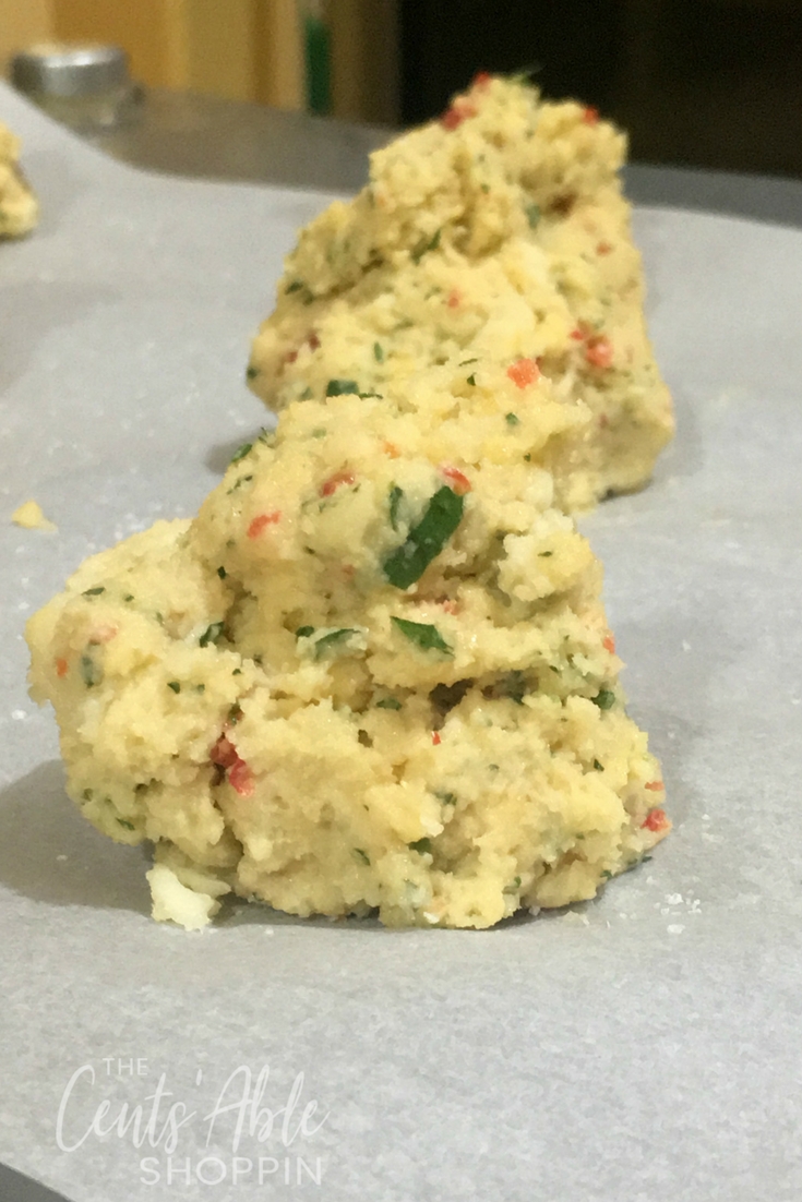 A cheesy cheddar and jalapeño biscuit that's low-carb, Keto-friendly, and SO good you will never go back to regular biscuits! #lowcarb #Keto #almondflour #cheese #biscuits #healthyrecipes, #grainfree