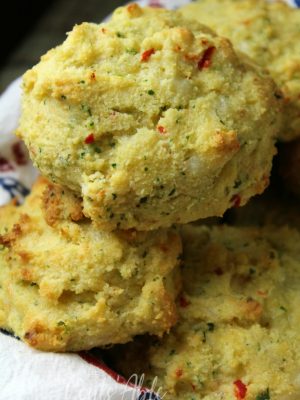 Keto Cheddar Jalapeño Biscuits