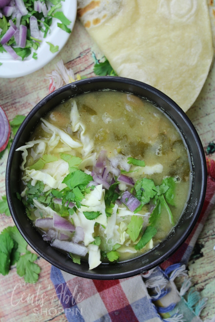 This Roasted Tomatillo and Bean soup is easy to throw together quickly for a flavorful, hearty Mexican-inspired meatless meal! #Mexican #tomatillo #meatless #soup #healthy