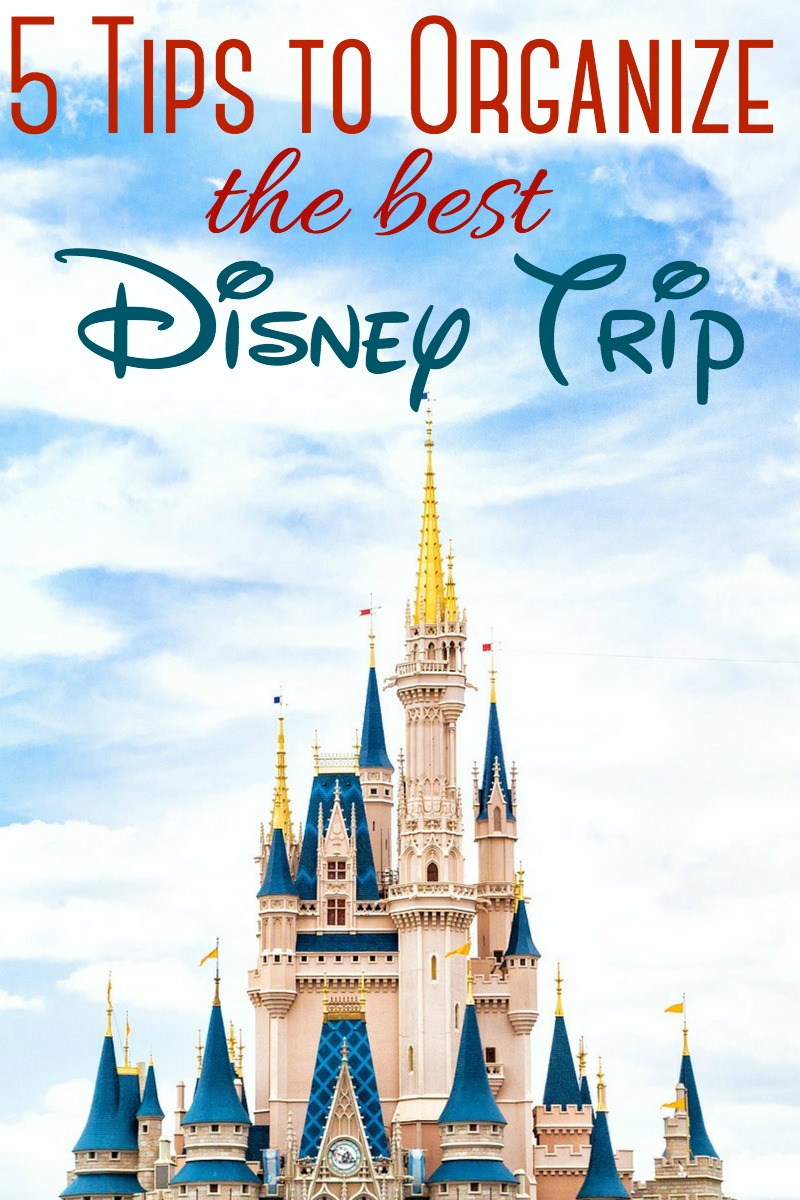 Planning a trip to Disney requires research, planning and organization. Follow these tips to help you stay organized on your next Disney Trip.