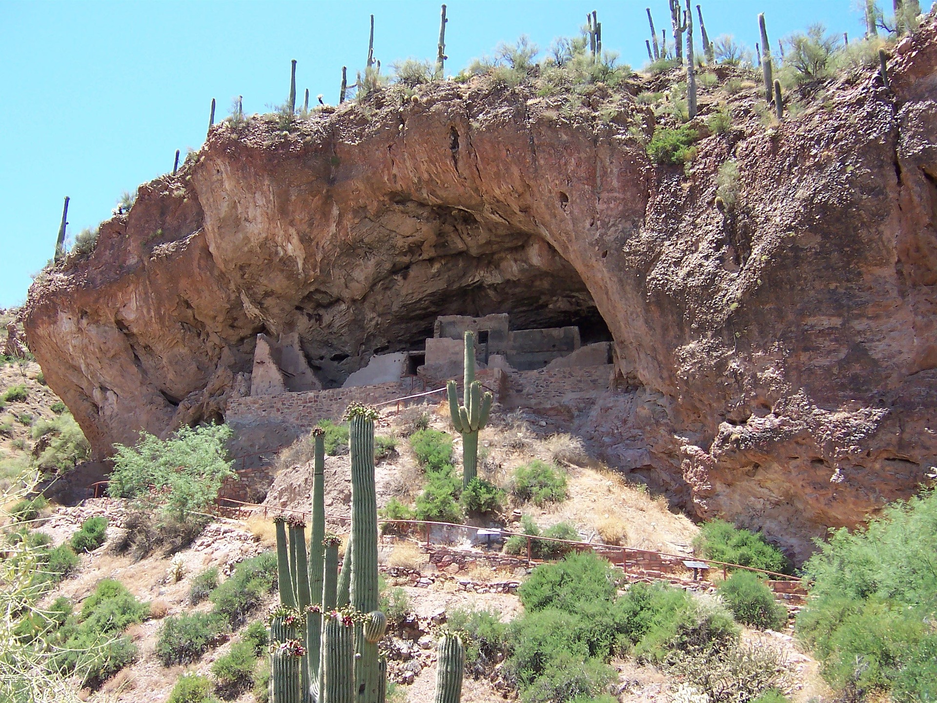 The Tonto National Monument is a National Monument in the Superstition Mountains, in the Gila County of central Arizona, and a unique place to visit.