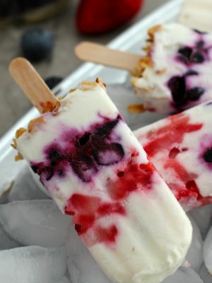 Yogurt Parfait Breakfast Popsicles