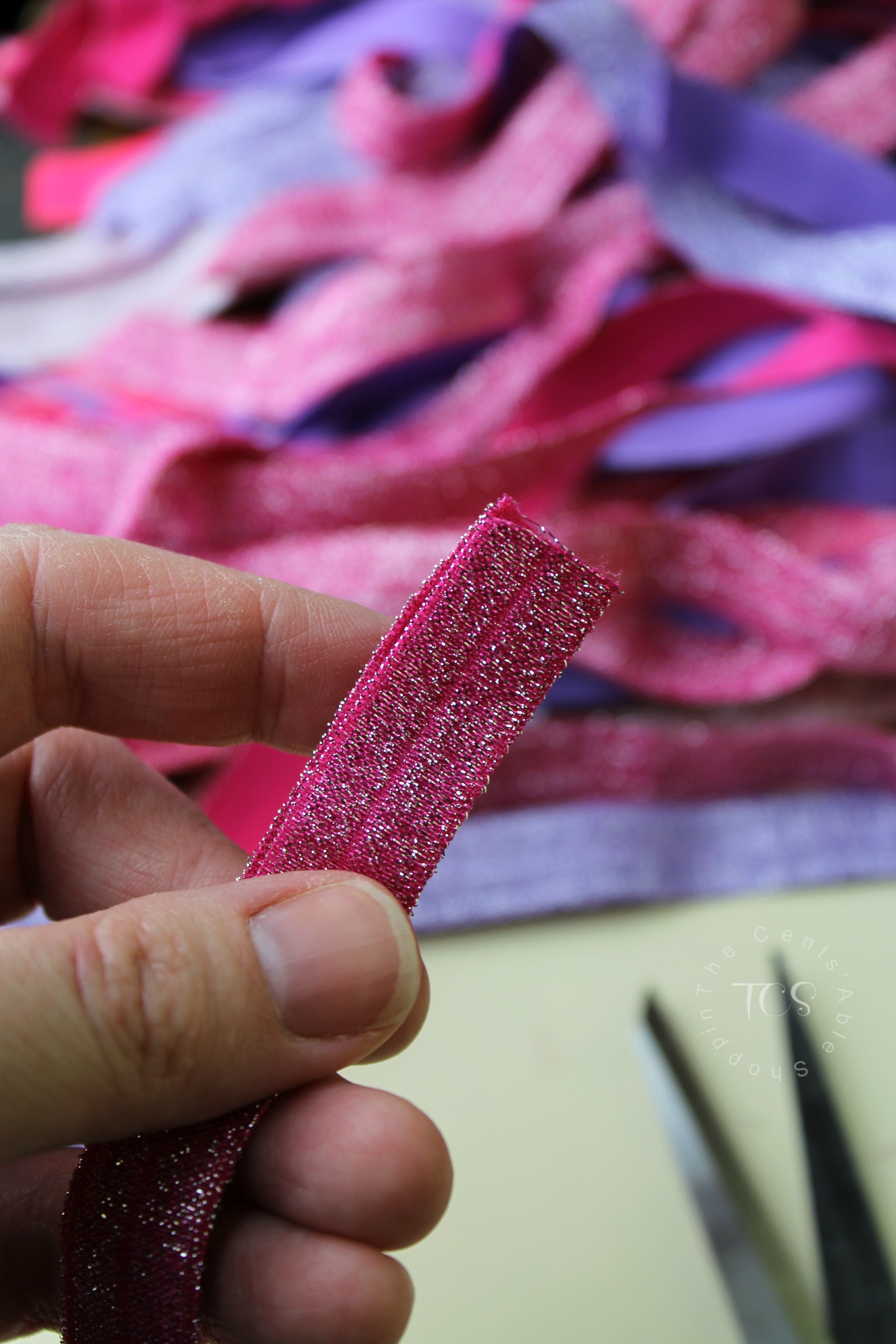 Easily make your own no-crease hair ties for literally pennies each! These ties are perfect for a girl of any age - to gift, for birthdays, and more!