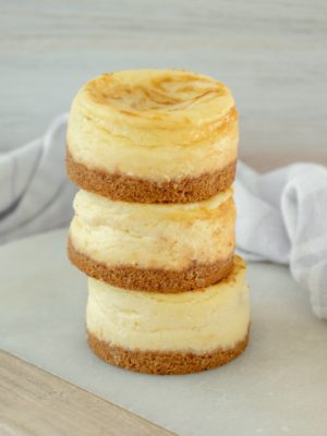 Mini Cheesecakes with Pumpkin Swirl