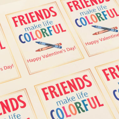 Friends Make Life Colorful! Grab this FREE printable Valentine and attach some crayons for a fun and unique Valentine idea!
