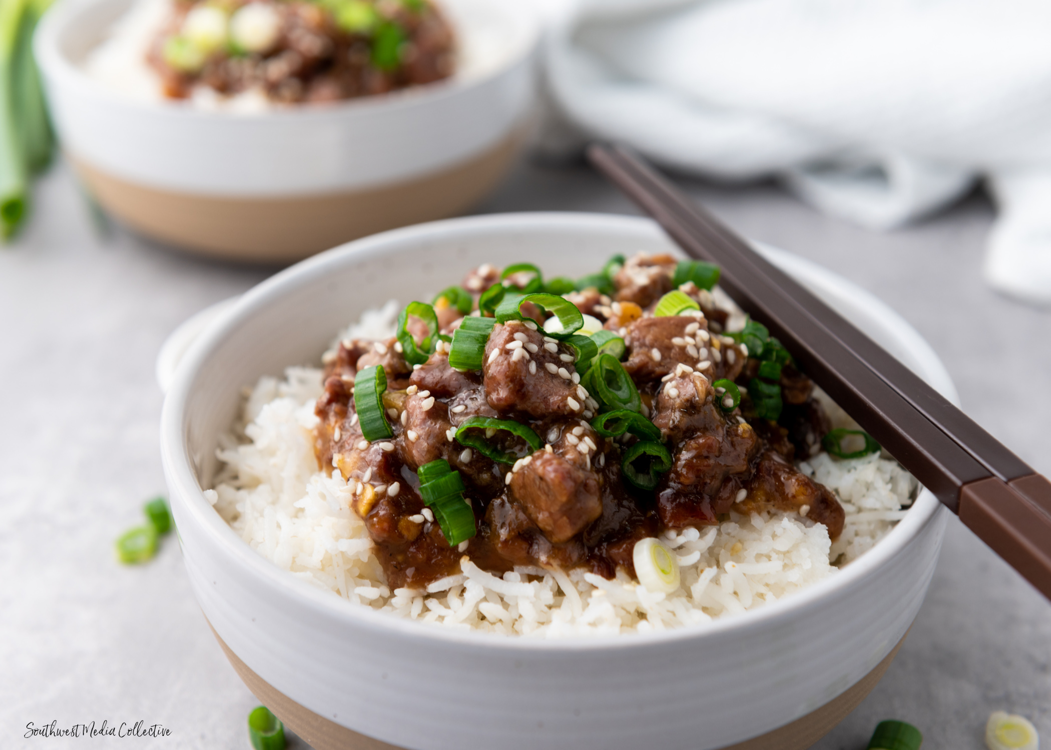 Slow Cooker Mongolian Beef is one of the best family friendly dinners - follow this simple recipe for a delicious and easy dinner that cooks up in your crock pot!