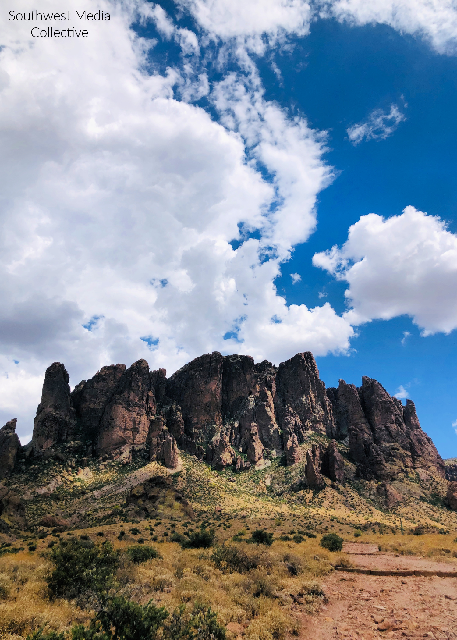 Prospector Trail is a family-friendly, 3 mile hike in the Far East Valley of the Superstition Mountains, Arizona - the trail is beautiful at any time of the year!