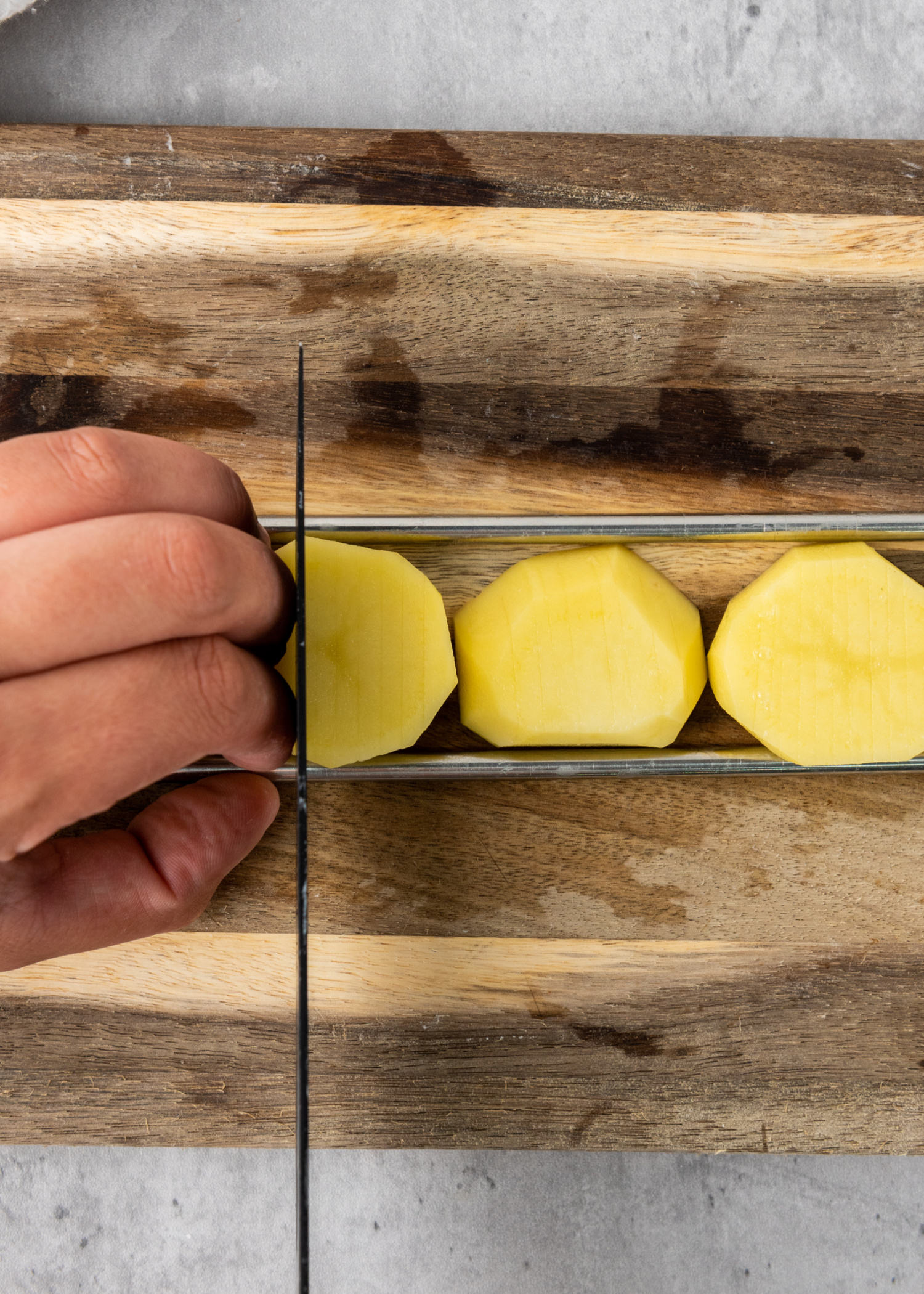 Delicious and easy, these Air Fryer Accordion Potatoes come together in less than 30 minutes with just 3 basic ingredients!