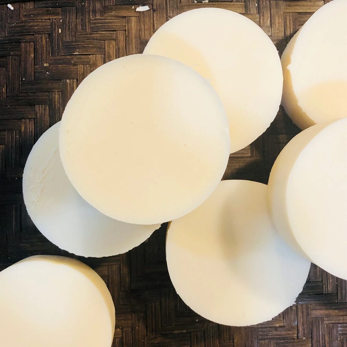 Nourishing Dog Shampoo Bar